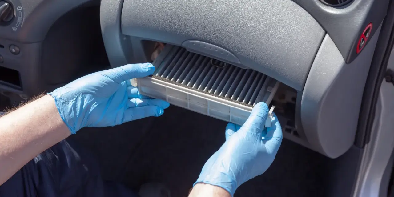 Quand changer votre filtre habitacle ? Protégez votre santé et votre auto.