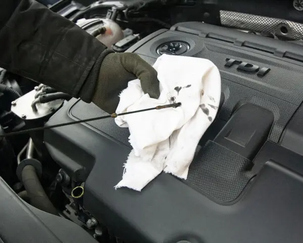 308 diesel : Huile moteur 0W-30 ou 5W-30 ? Évitez l'erreur !
